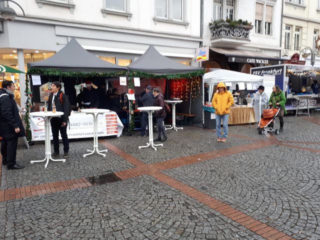 28. Nikolausmarkt der Bornheimer Vereine 2018